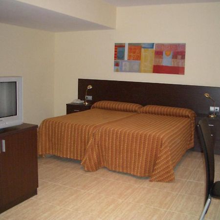 Hotel Pique Gandesa Δωμάτιο φωτογραφία