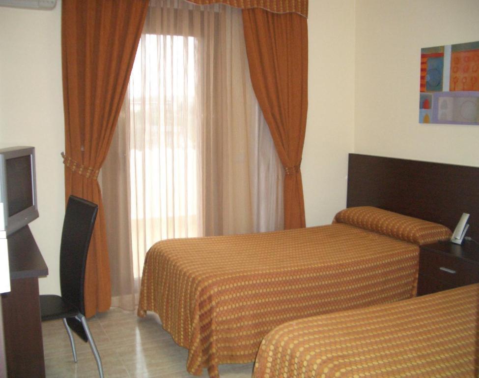 Hotel Pique Gandesa Δωμάτιο φωτογραφία